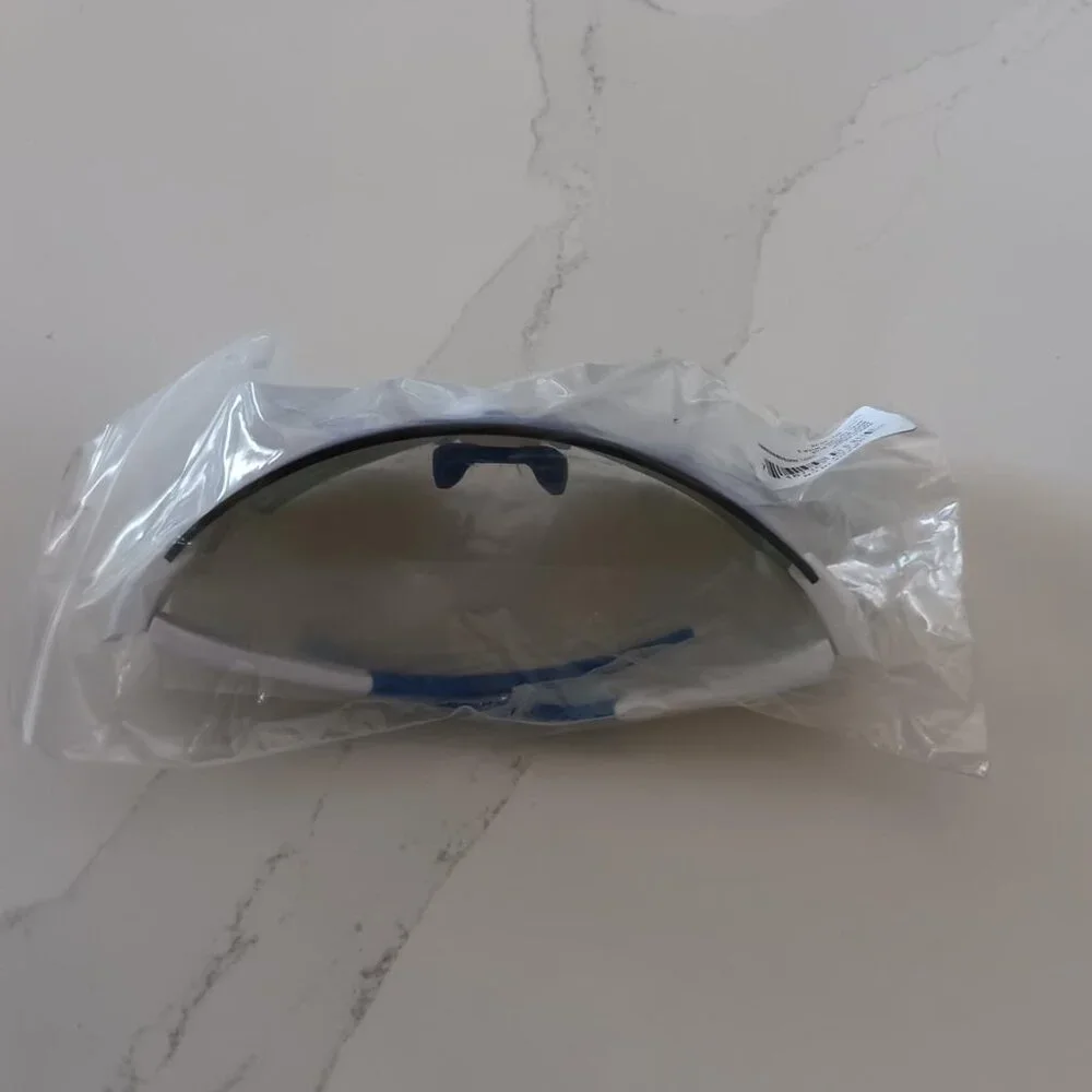 UNDER ARMOUR Sunglasses HALFTIME WWK White Frame Blue TUNED Lens with Case NEW